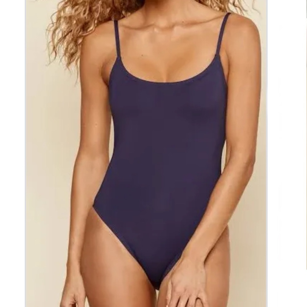 Andie The Amalfi One Piece swimsuit in navy size large NWOT
